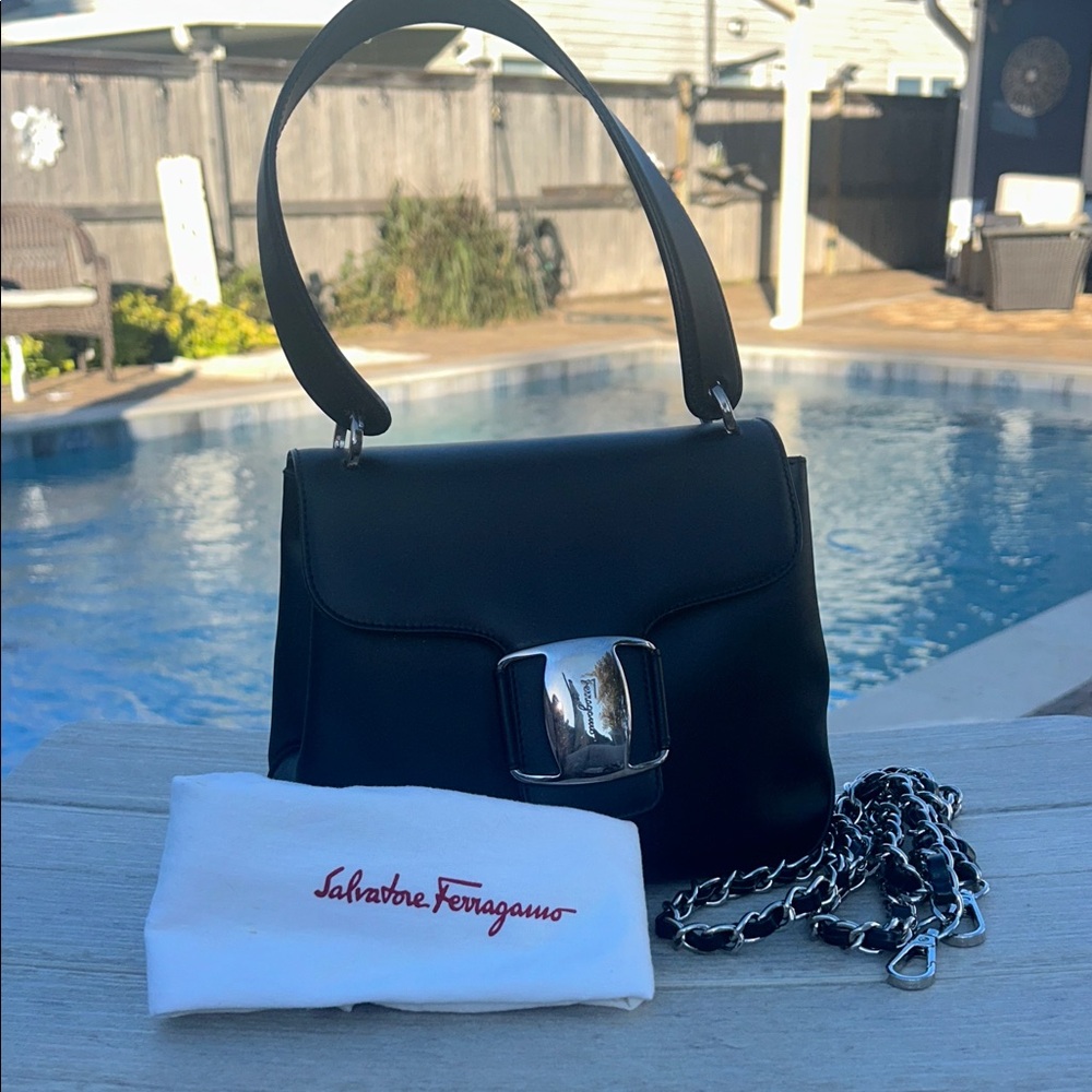 Salvatore Ferragamo Vara top handle bag - Picture 7 of 7